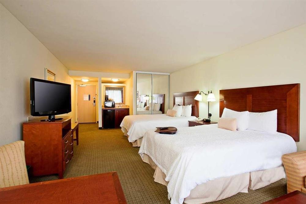 Four Points By Sheraton San Diego - Sea World Room photo